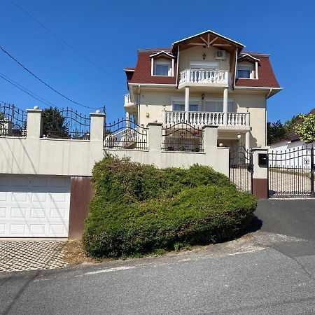 Arany Apartmanhaz Zalagyoengye Zalakaros Exteriér fotografie