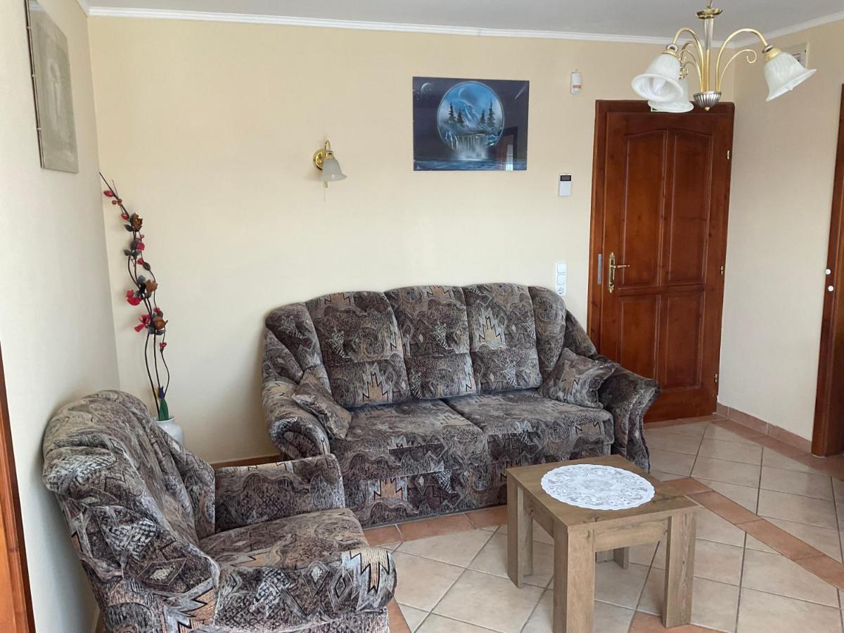 Arany Apartmanhaz Zalagyoengye Zalakaros Exteriér fotografie