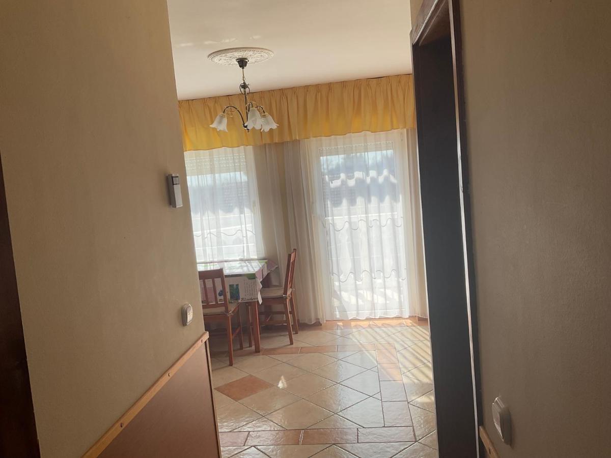 Arany Apartmanhaz Zalagyoengye Zalakaros Exteriér fotografie