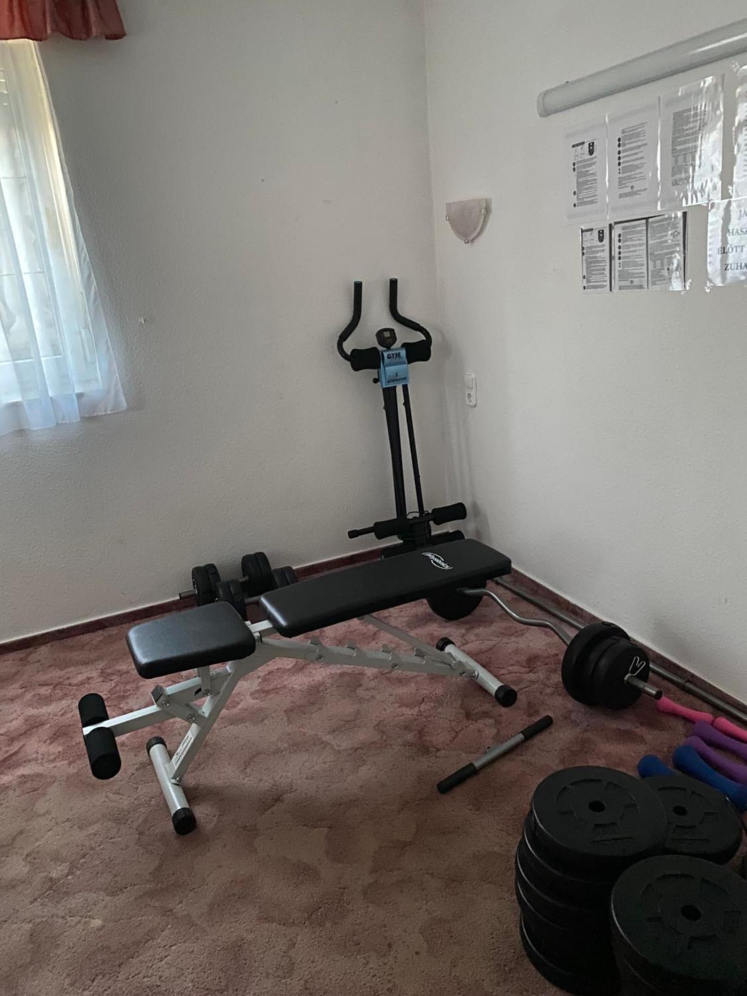 Arany Apartmanhaz Zalagyoengye Zalakaros Exteriér fotografie